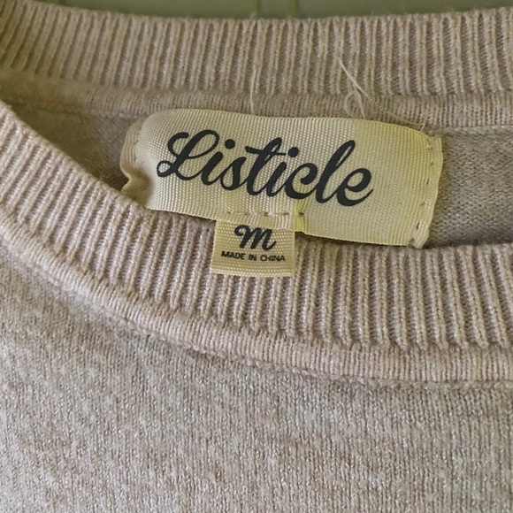 🌿SOLD🌿 Listicle oatmeal crop sweater - Picture 3 of 3